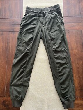 ❤️ Lululemon Olive Green Ribbed Waist Jogger Pants